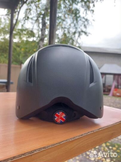 Шлем для верховой езды