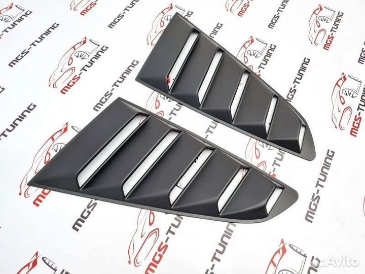 Жабры на задние форточки Ford Mustang 2014+