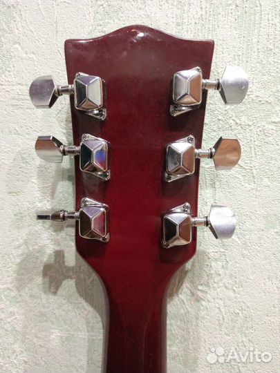 Электрогитара Les Paul