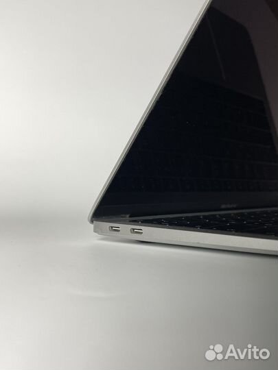 MacBook Air (13-inch, 2018) 16GB/256GB Silver