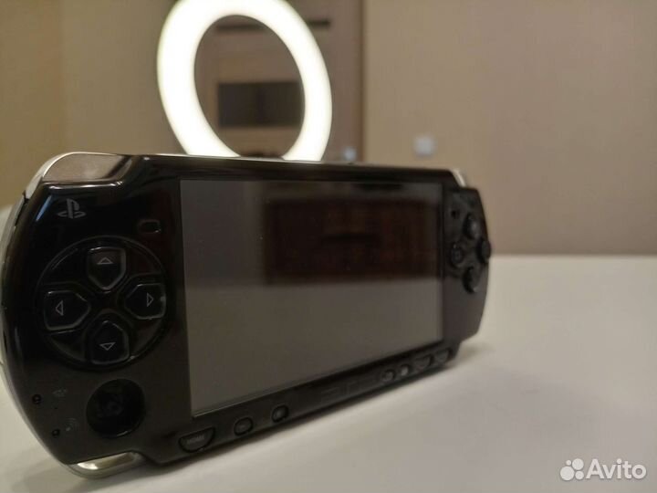 Sony Psp slim 2000 на запчасти