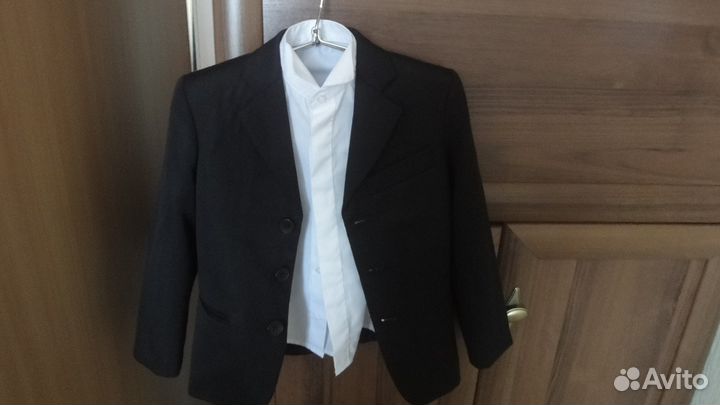 Пиджак и рубашка