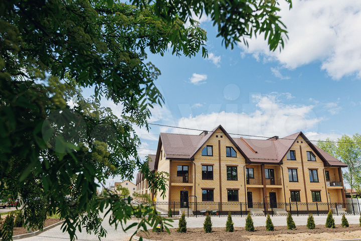 Таунхаус 190 м² на участке 1,5 сот.