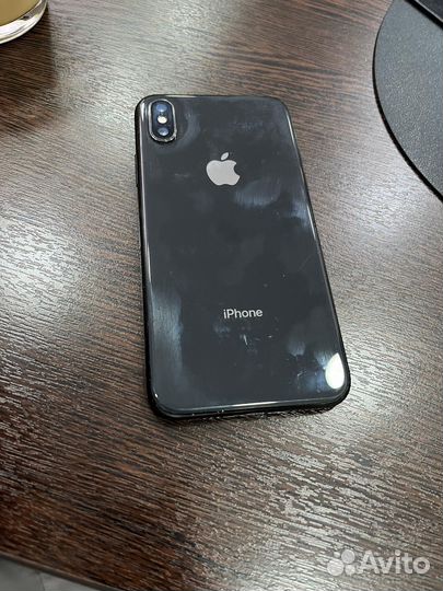 iPhone X, 64 ГБ