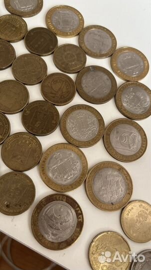 Юбилейные монеты