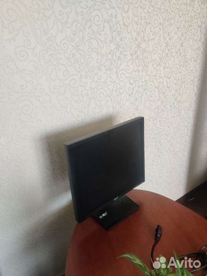 Монитор acer