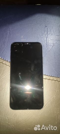 iPhone 10 64 гб