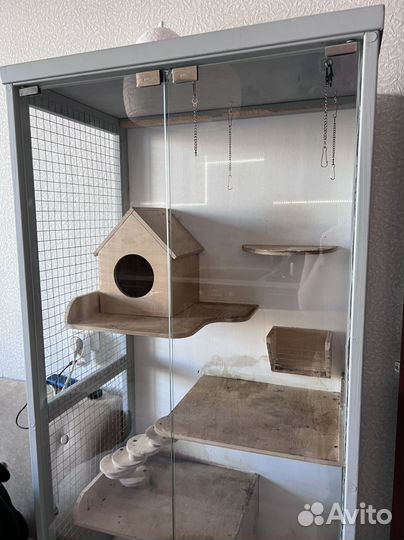 Клетка для шиншиллы (витрина)