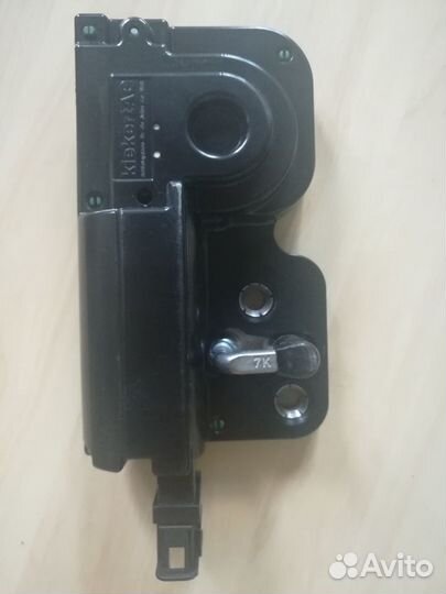 Замок двери багажника Porsche Cayenne