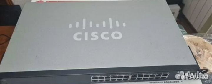 Коммутатор Cisco sf200-24p