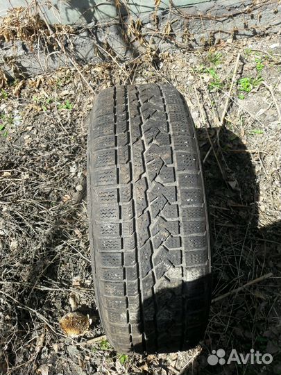 Kumho I'Zen RV Asymmetric 235/65 R17 98H
