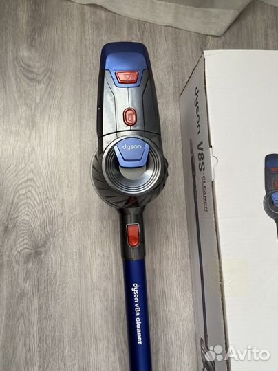 Пылесос Dyson v8s новый