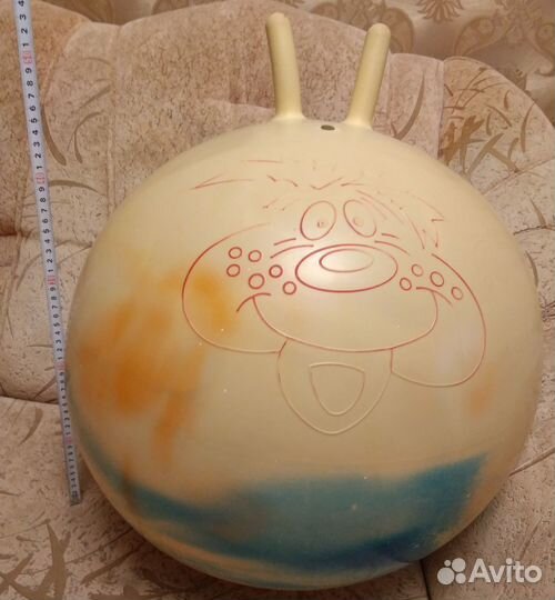 Гимнастический мяч (Фитбол) с рожками