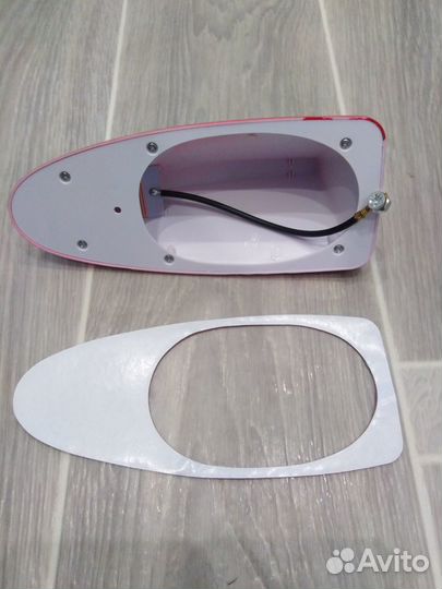 Акулий плавник антенна