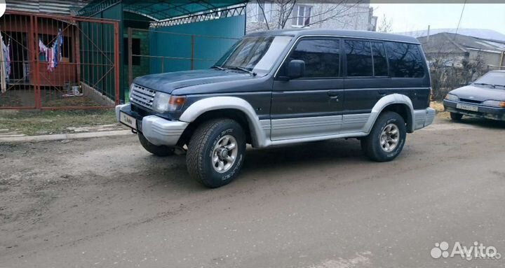 Салон mitsubishi pajero 2