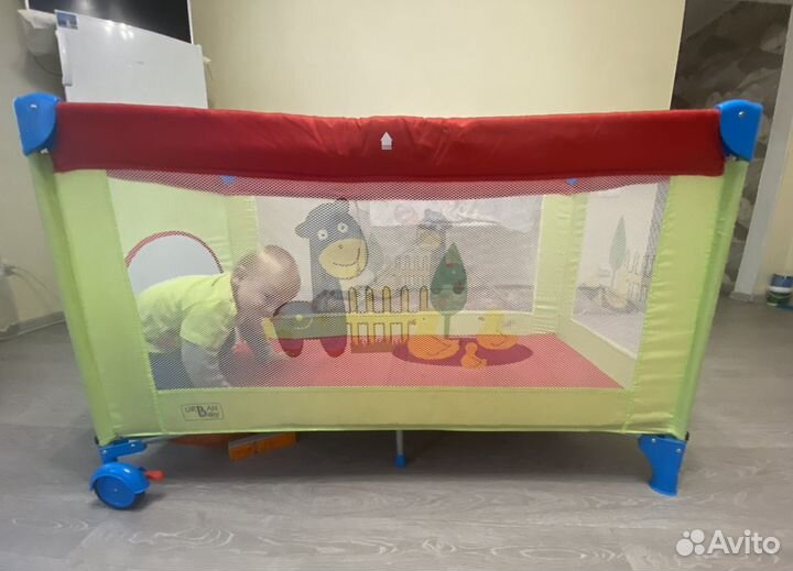 Манеж детский складной