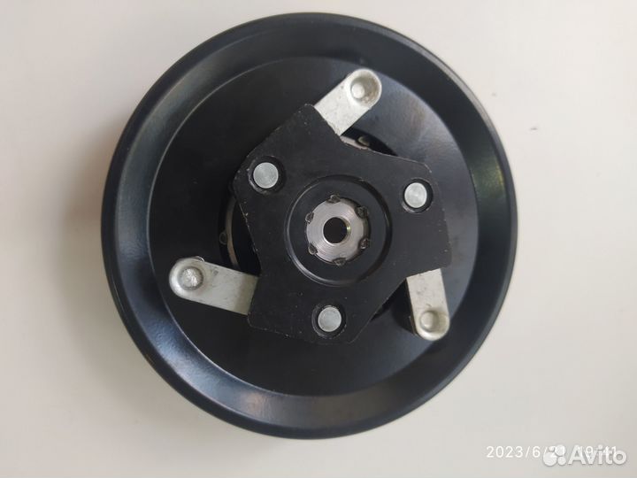 Шкив кондиционера Audi Seat Skoda VW - Delphi 6pk