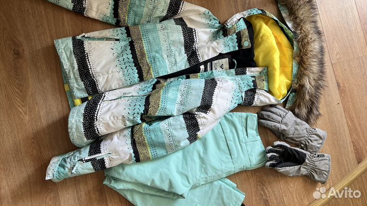 Горнолыжный костюм roxy женский 42 44 перчатки