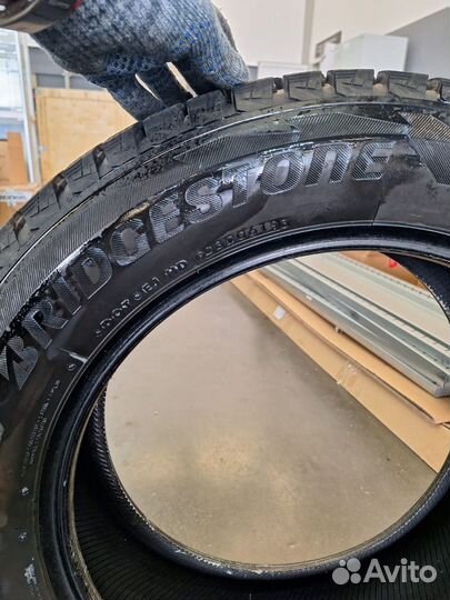 Bridgestone Blizzak DM-V3 225/60 R18
