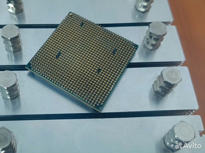 Процессор AMD phenom ii4 980