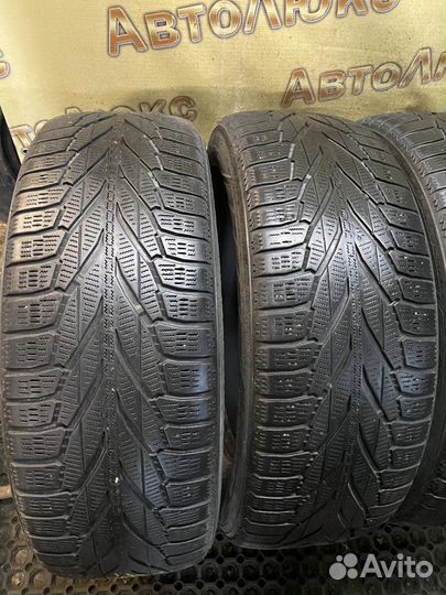 Nokian Tyres Hakkapeliitta R2 SUV 235/65 R17