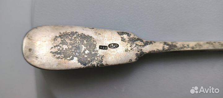 Две старинные вилки