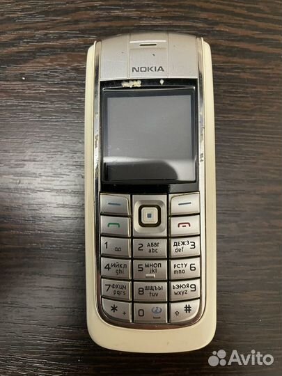 Nokia 100