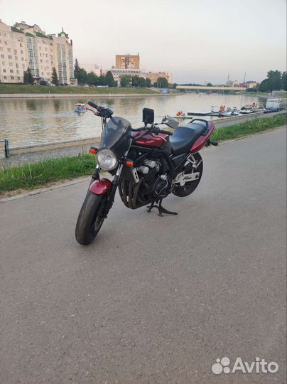 Yamaha fzs600 fazer