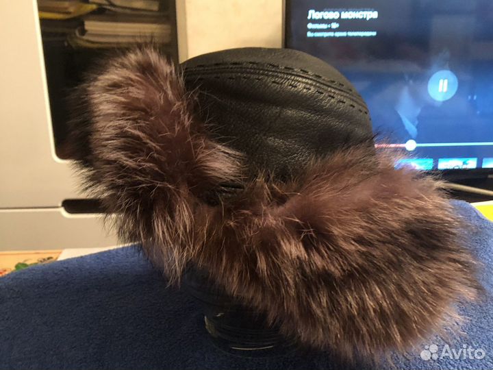 Шапка кожаная