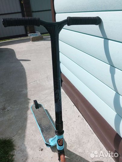 Трюковой самокат oxelo