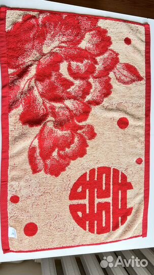 Махровые полотенца новые 50х75