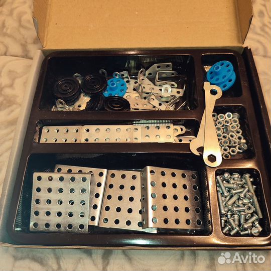 Конструктор металлический