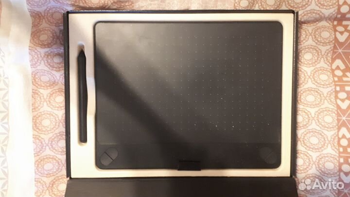 Графический планшет wacom intuos art M