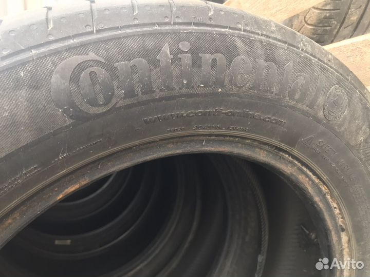 Continental ComTracWinterViking 1 215/60 R16 90G