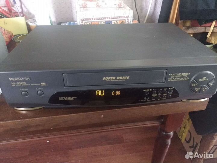 Видеомагнитофон panasonic