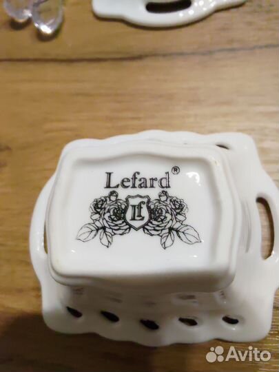 Набор розеток с ложками