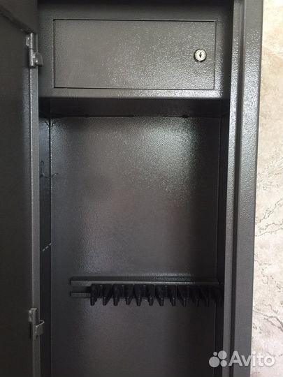 Оружейный сейф