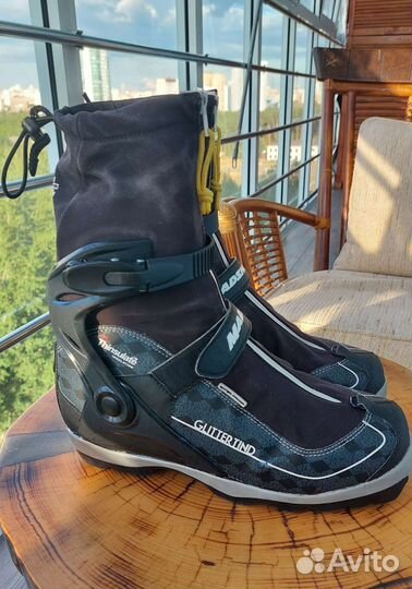 Ботинки лыжные туристические