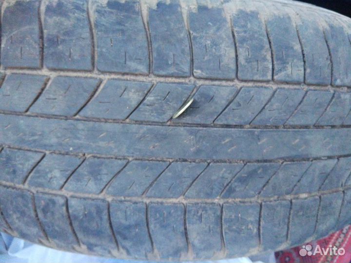 Goodyear Vector 4Seasons 245/65 R17