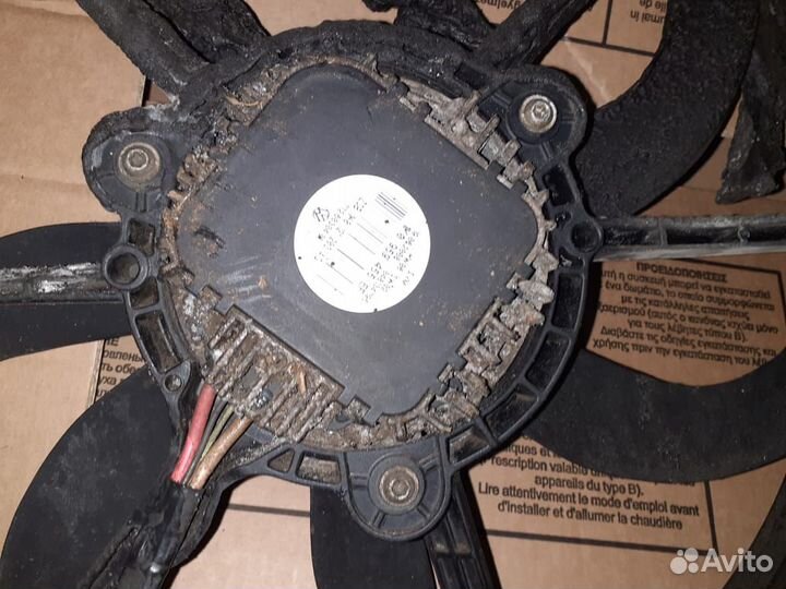 Мотор вентилятора с проводкой Passat b6