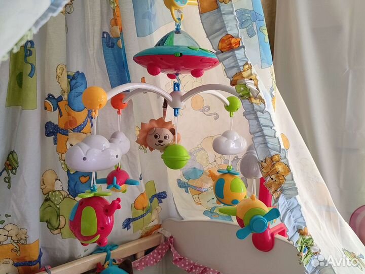 Музыкальный мобиль с проектором 108 мелодий