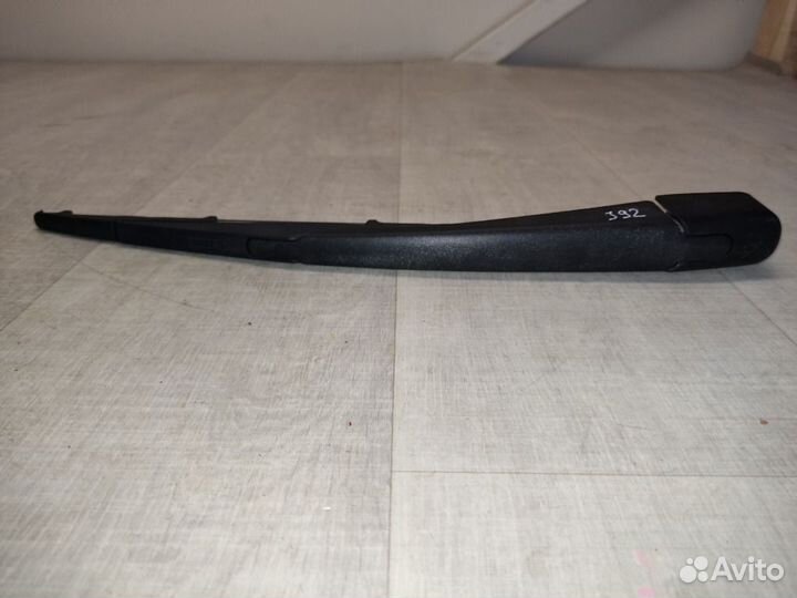 Поводок стеклоочистителя задний Kia Ceed ED 1.6