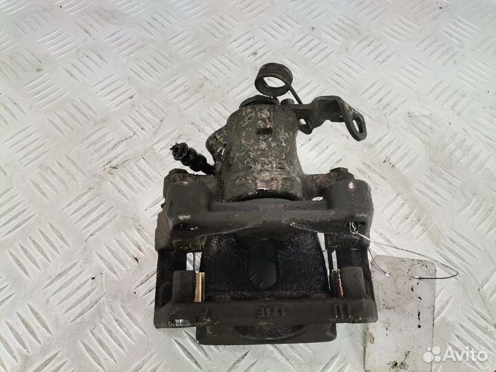 Суппорт задний правый Opel Astra G 2005