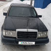 Mercedes-Benz W124 2.3 MT, 1990, 250 000 км, с пробегом, цена 320 000 руб.