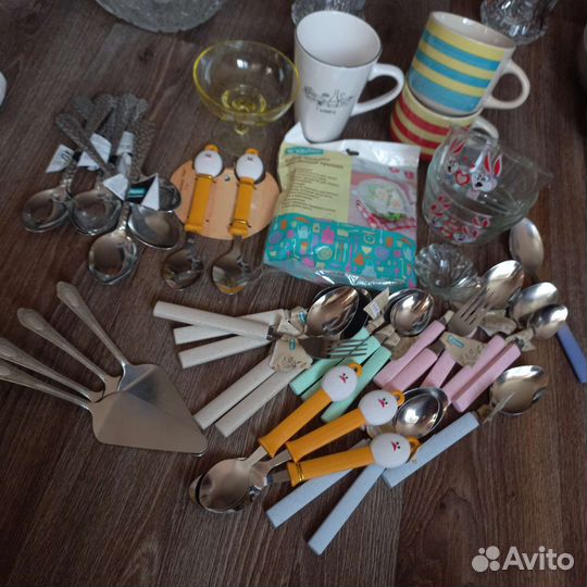 Новые кухонные принадлежности-вилки,креманка,банки