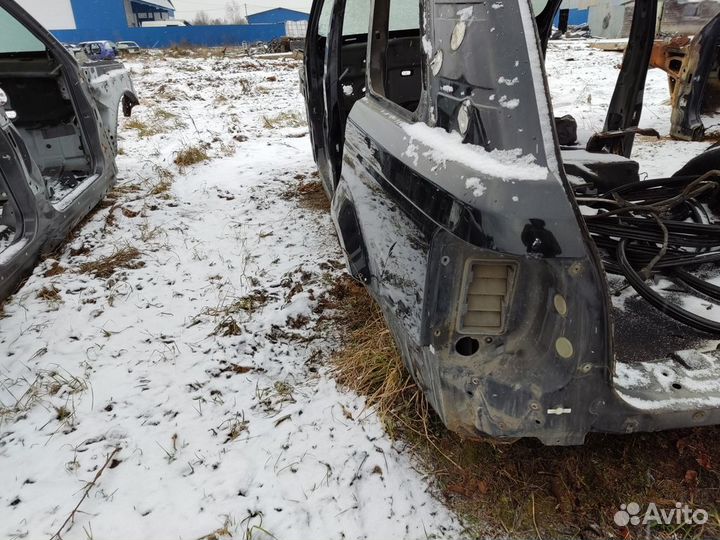 Крыло заднее левое Range rover sport 2005-2012