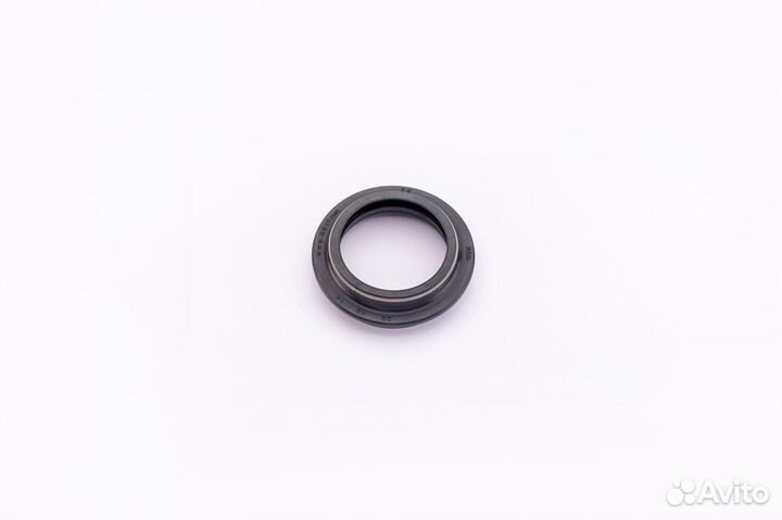 Пыльник передней вилки 33x43x14