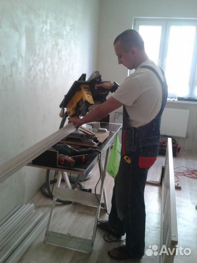 Установка межкомнатных дверей