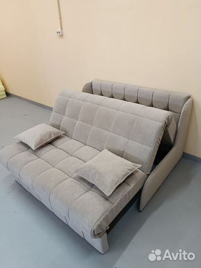 Диван прямой раскладной новый