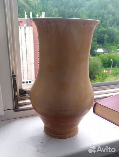 Глиняная крынка